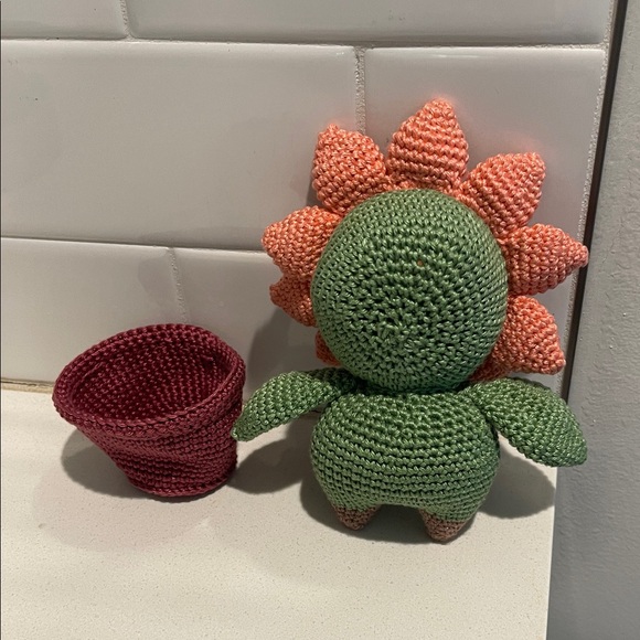 Flower Child Sunflower Bear Hand Crafted Figure and Pot Amigurumi Crochet Decor - Picture 9 of 12